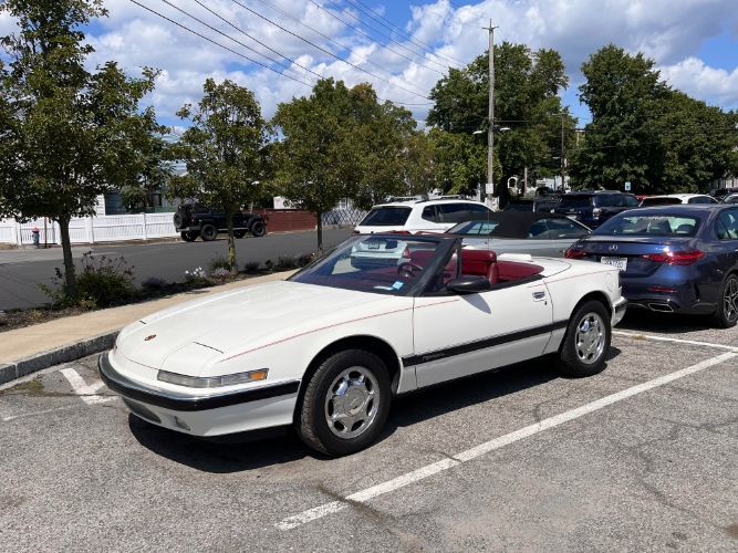 1990 Buick Reatta