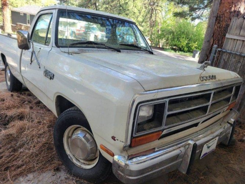 1985 Dodge Power Ram