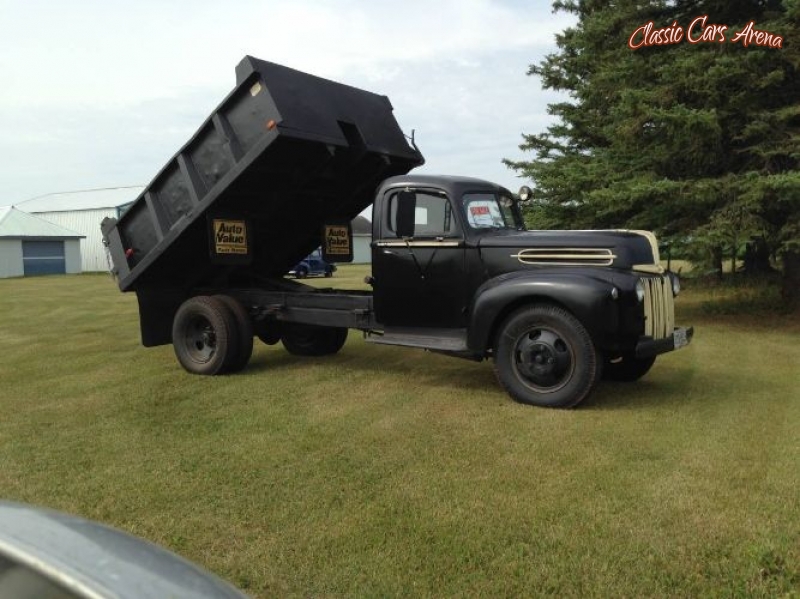 1942 Ford Model 21