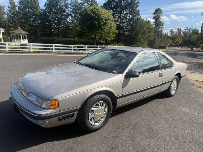 1990 Ford Thunderbird