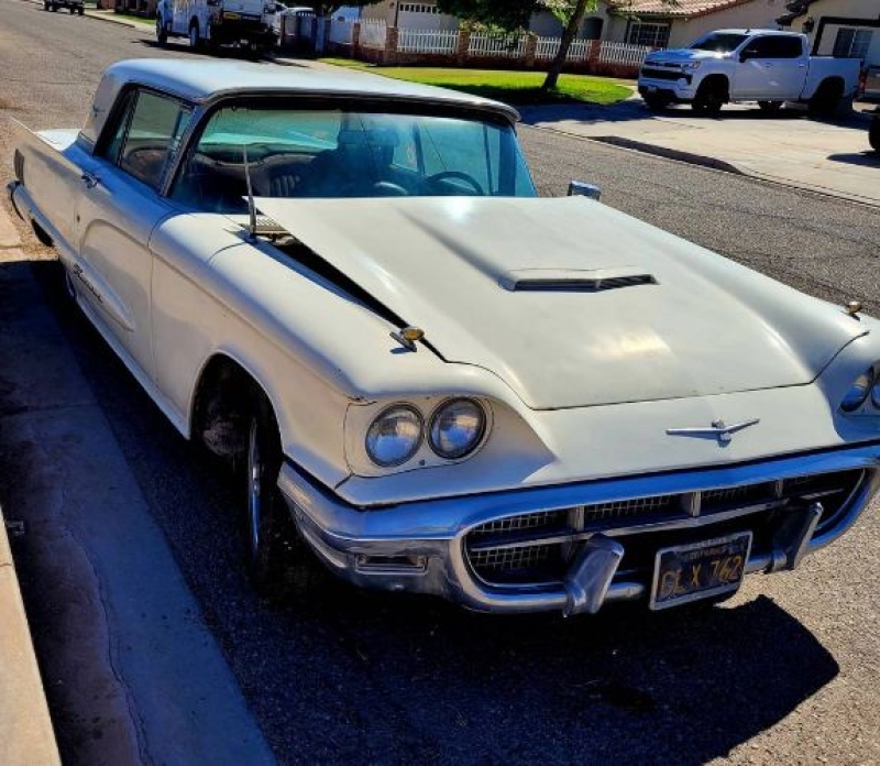 1960 Ford Thunderbird