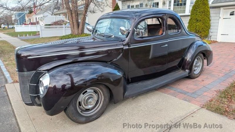 1940 Ford Deluxe