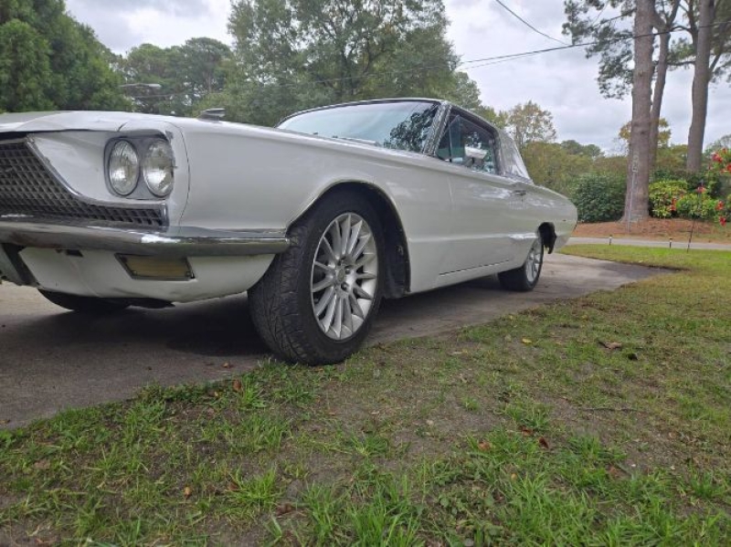 1966 Ford Thunderbird