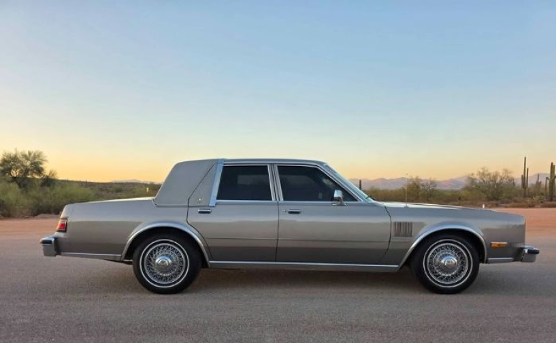 1989 Chrysler 5th Avenue