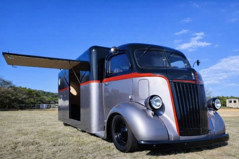 1947 Ford COE