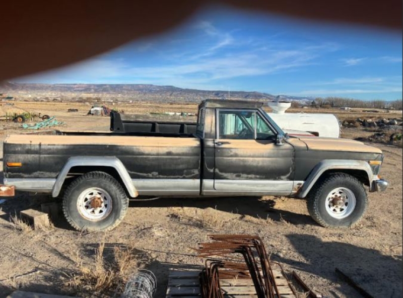 1984 Jeep J-10