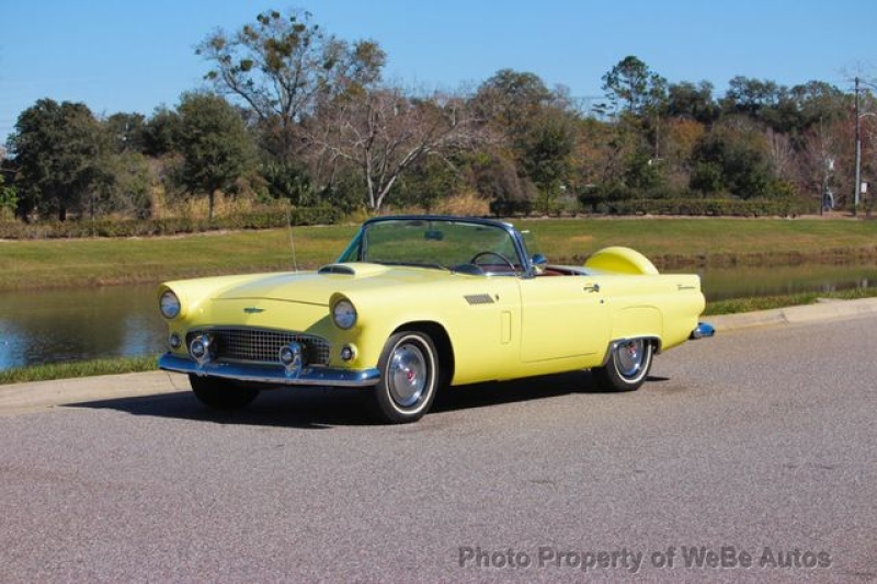 1956 Ford Thunderbird