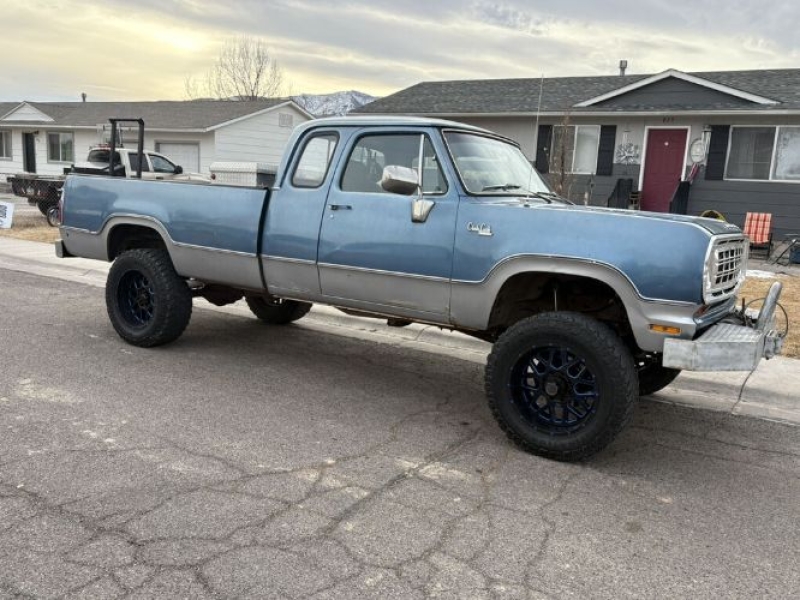 1974 Dodge W200
