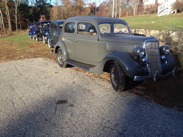 1935 Ford Model 48