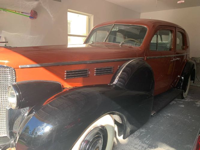1938 Cadillac Series 65