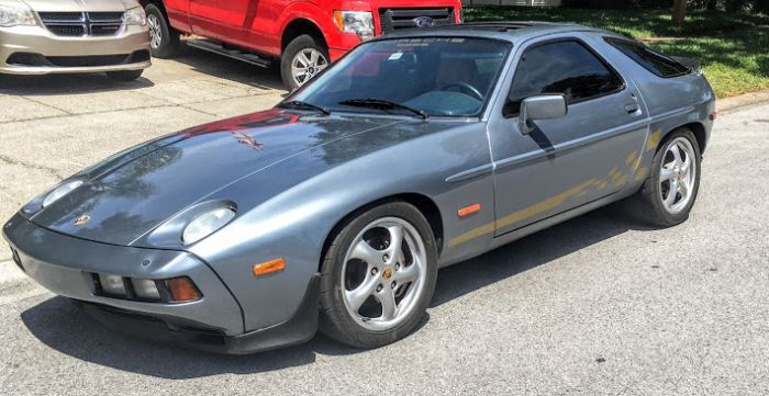 1984 Porsche 928