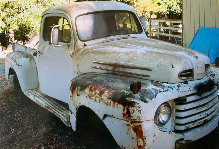 1948 Ford F-1