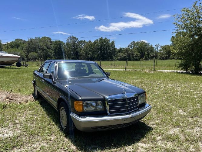 1986 Mercedes-Benz 300SE