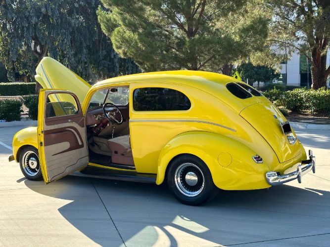 1940 Ford Deluxe