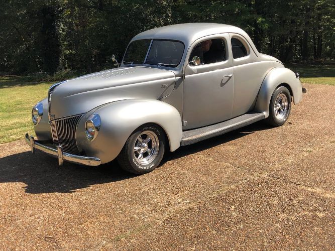 1940 Ford Deluxe