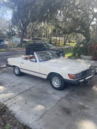 1984 Mercedes-Benz 380 SL