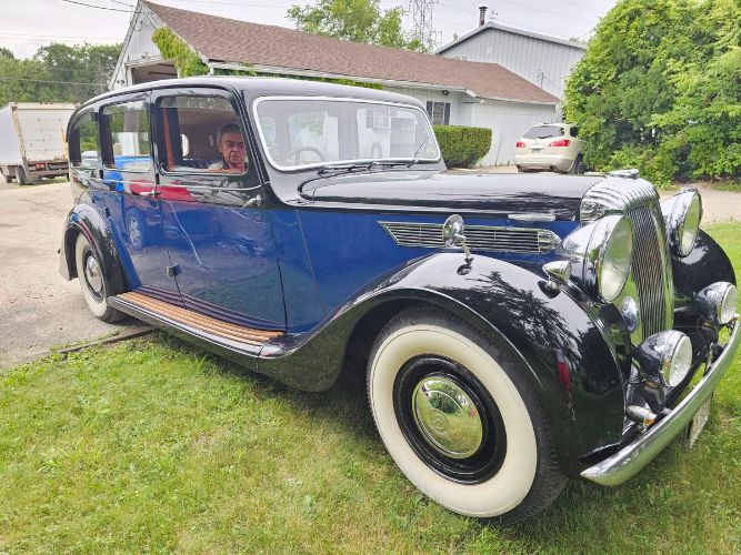 1951 Daimler 250