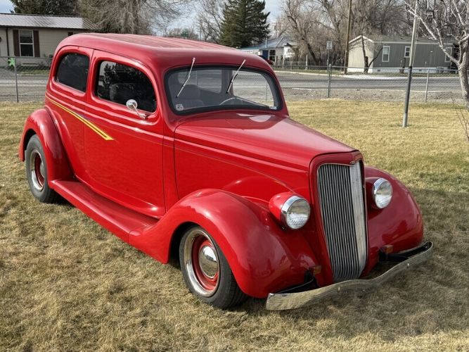 1935 Ford Slantback