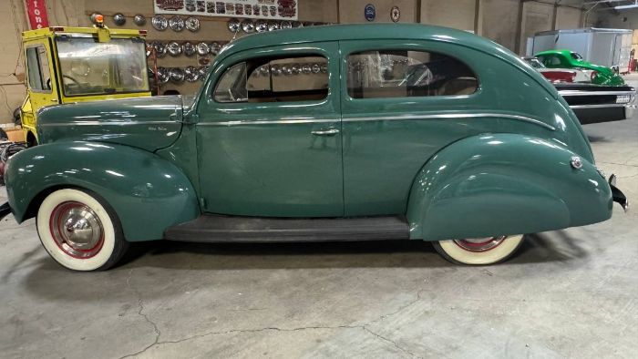1940 Ford Deluxe