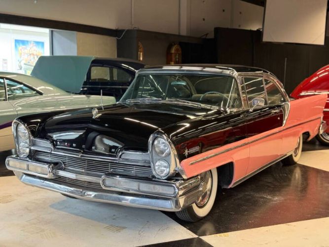 1957 Lincoln Premiere