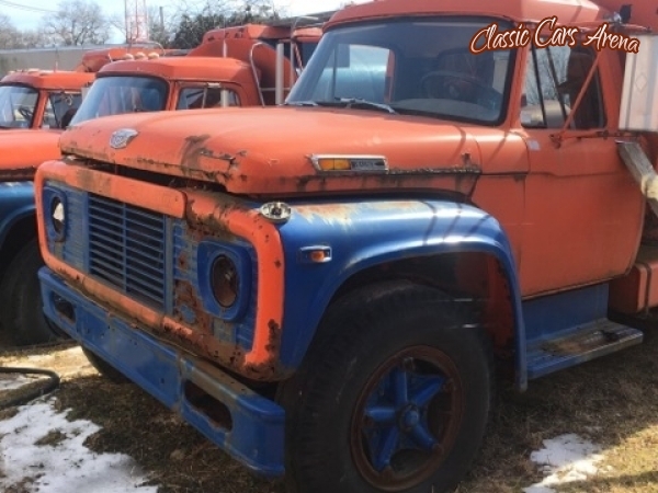 1967 Ford F-800