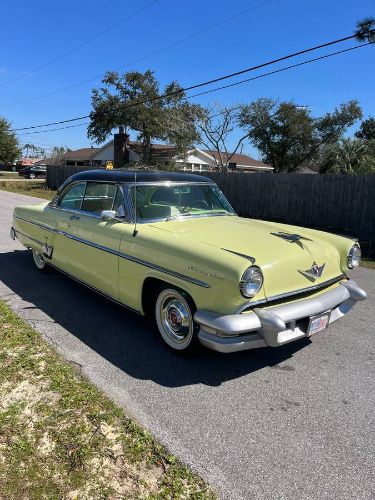 1954 Lincoln Capri