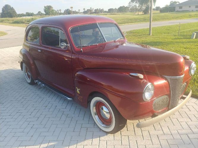 1941 Ford Deluxe